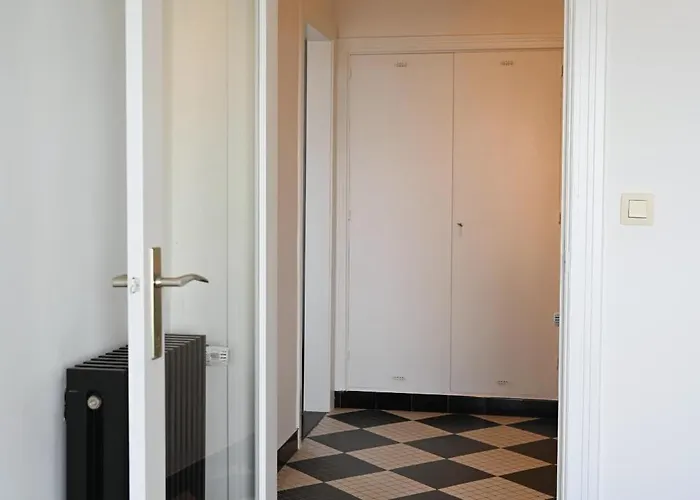 Monaco Acht * Ostend